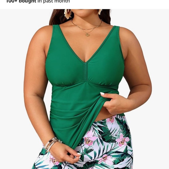 Green V-Neck Tankini Top with matching bottoms - Picture 1 of 3